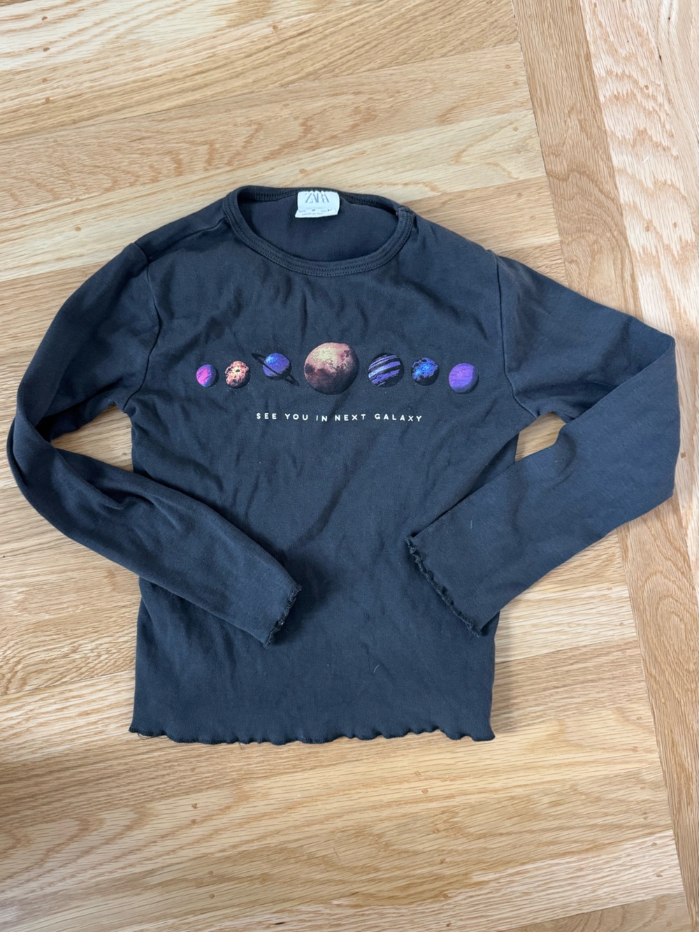 Zara Girls Graphic Planet Long Sleeve Lettuce Tee